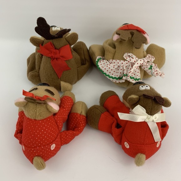 Hallmark Rodney Reindeer &  Family Christmas Bean Bag Plush Stuffed 80s - Picture 4 of 14